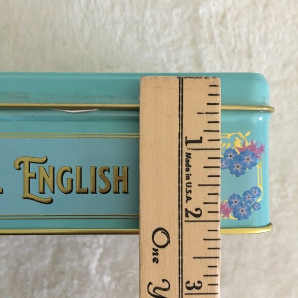 Traditional English Teas Vintage Victorian Tin 72 Bags 7.5 x 5 Tin - Picture 14 of 15